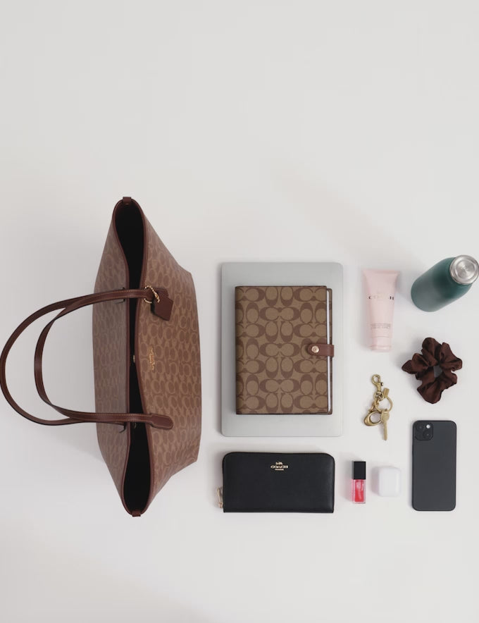 Classic Signature Coach Tote Bag