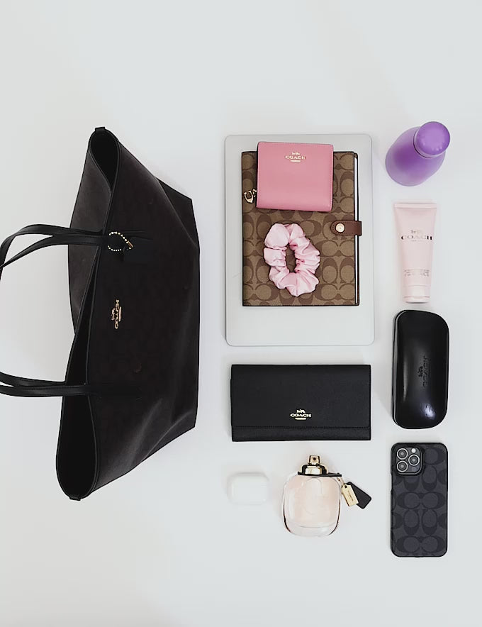 Classic Signature Coach Tote Bag